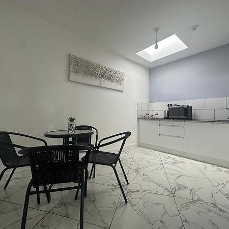 فندق Aspire 860 كول شيستر المظهر الخارجي الصورة
